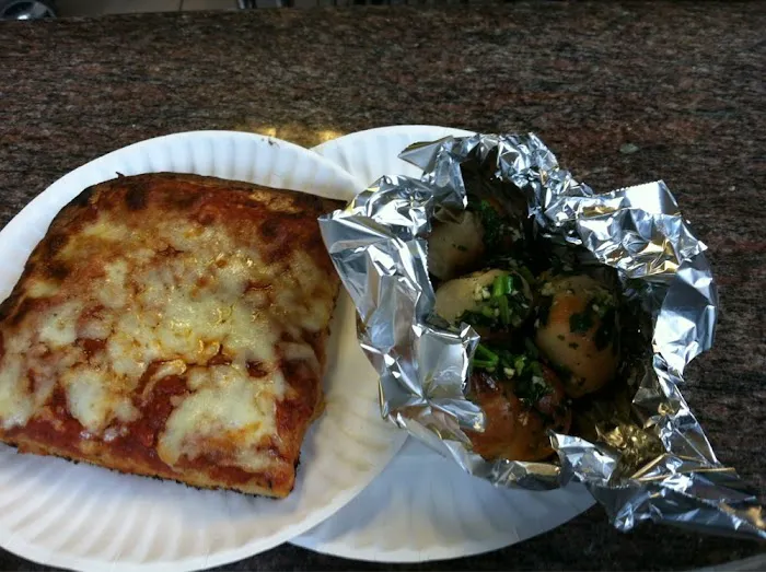 Giardini Pizza Picture 8