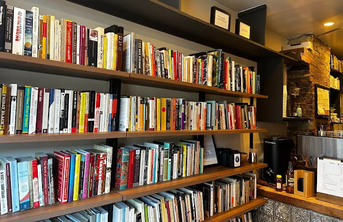 Court Street Coffee and Books Picture 7