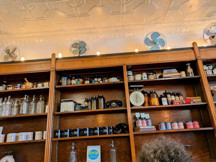 Brooklyn Farmacy & Soda Fountain Picture 3