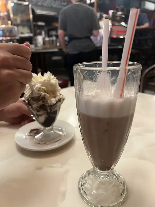 Brooklyn Farmacy & Soda Fountain Picture 4