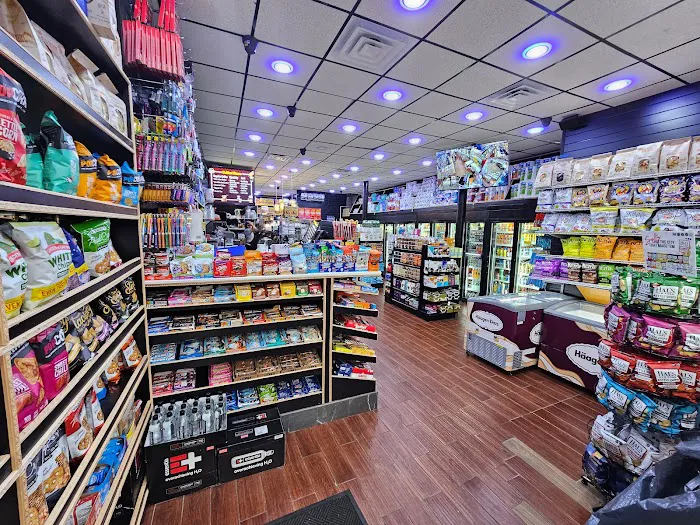 402 new way gourmet deli Picture 5