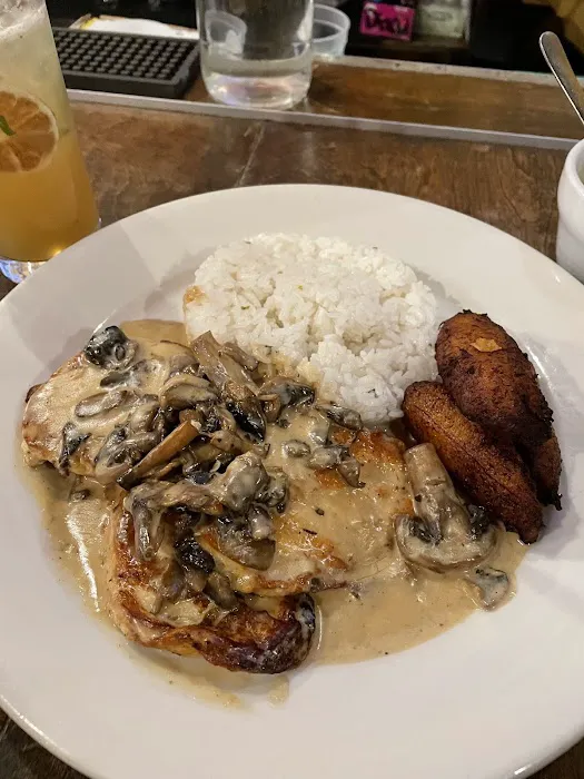 Colombia in Park Slope Picture 7