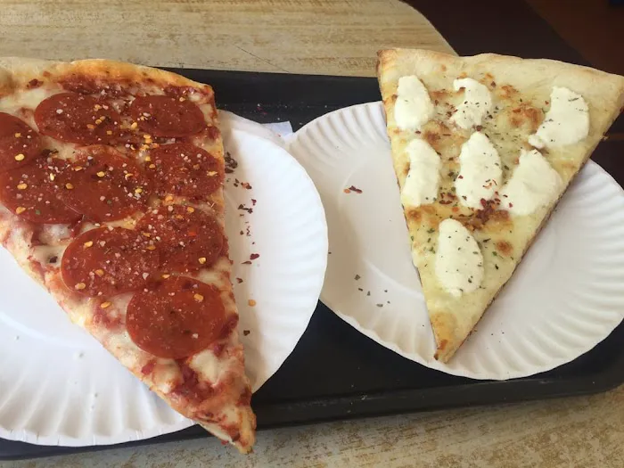 Emilio's Pizza Picture 4