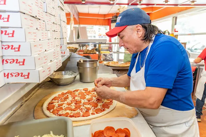 Emilio's Pizza Picture 9