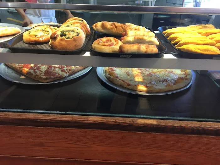 Fratilli's Pizza Picture 3