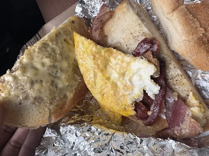 The Point CAFE & GRILL Picture 4