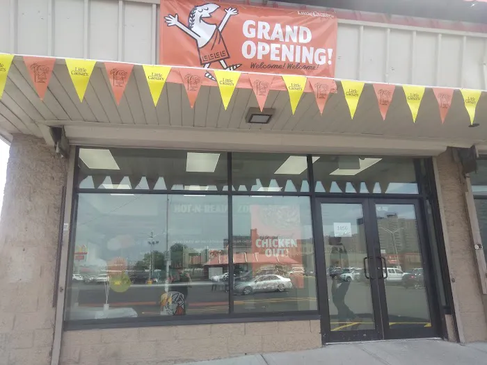 Little Caesars Pizza Picture 9