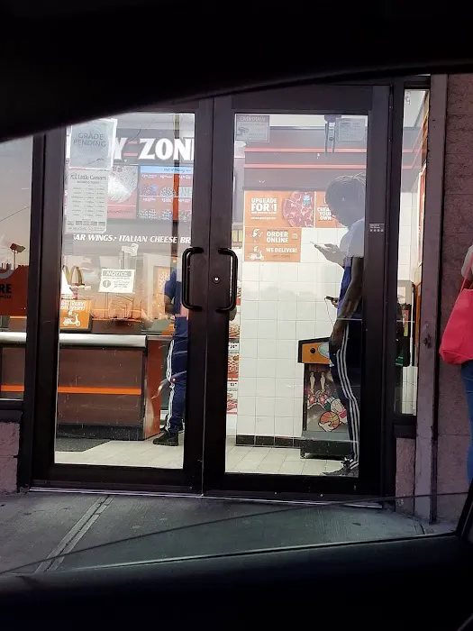 Little Caesars Pizza Picture 8
