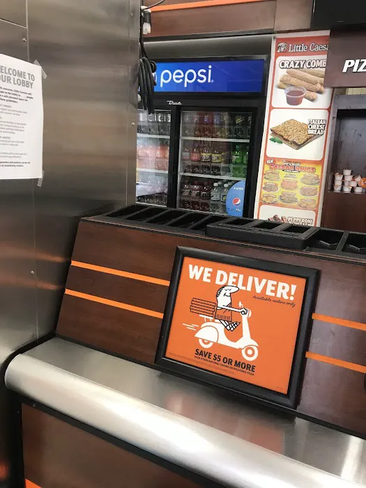 Little Caesars Pizza Picture 6