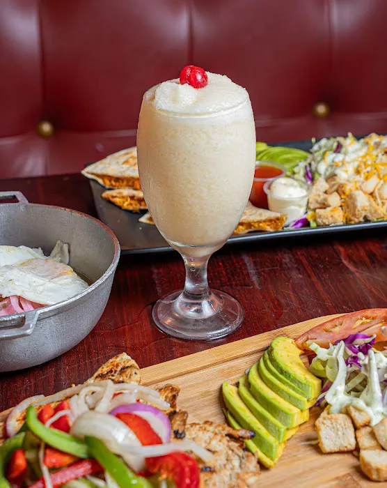 Nuevo Three Way Restaurant Picture 6