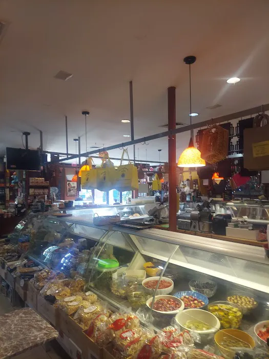 Tino's Delicatessen Picture 7