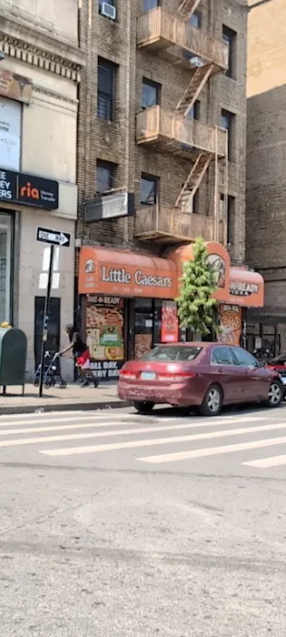 Little Caesars Pizza Picture 2