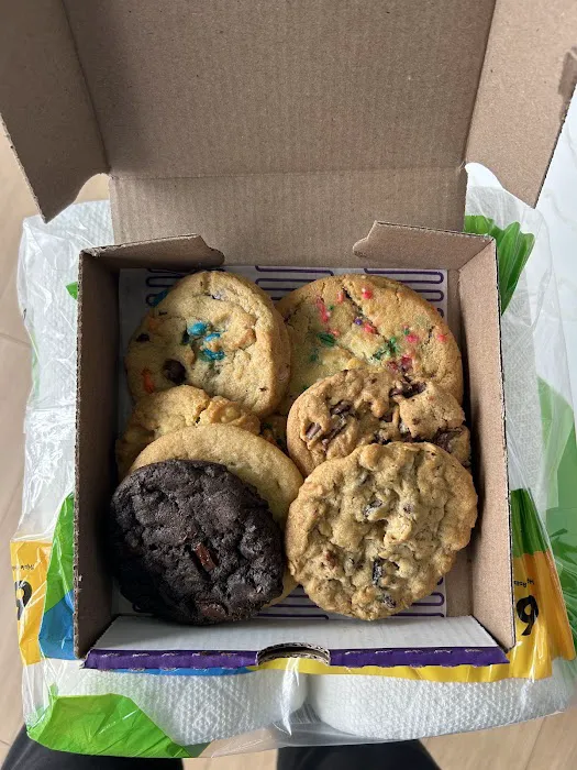 Insomnia Cookies Picture 3
