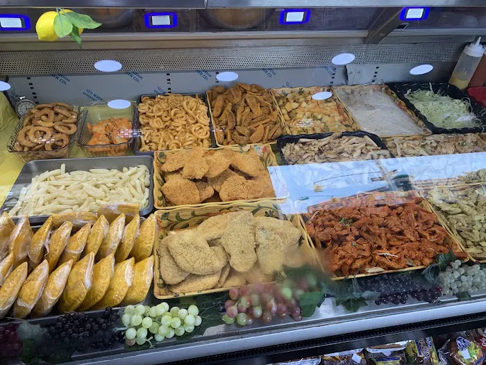 Sadeq Gourmet Deli Picture 4