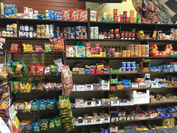 Green Star Deli Grocery & Food Picture 4