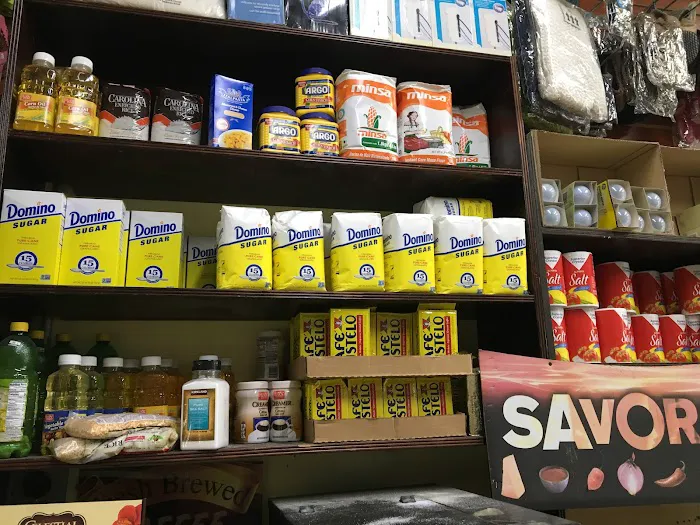 Green Star Deli Grocery & Food Picture 2