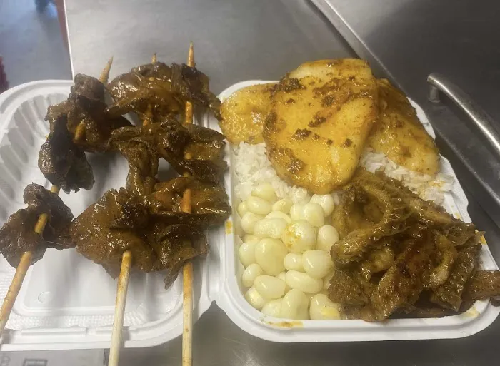 El Cajacho Peruvian Food Truck Picture 6
