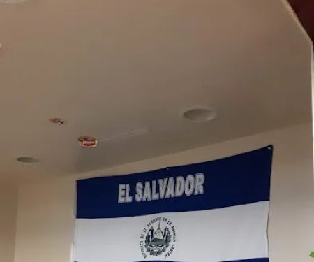 El Salvadoreño