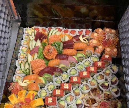 Roll Masters Sushi