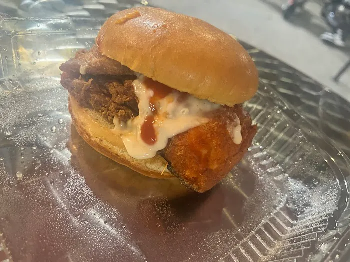 Fish fries n thighs Picture 9