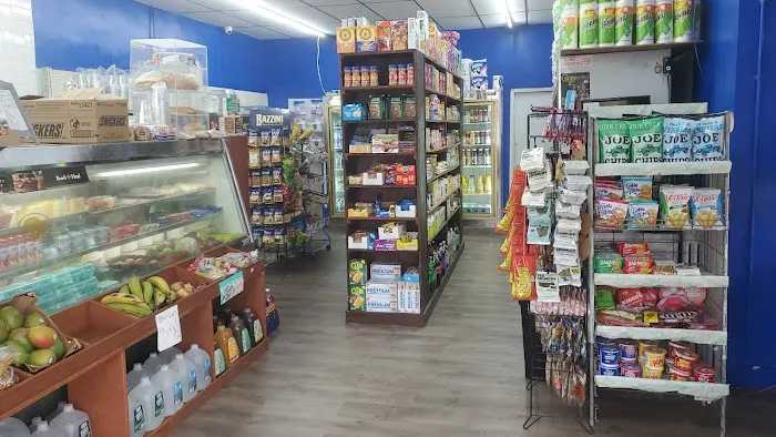 Finest Deli & Grocery inc Picture 2