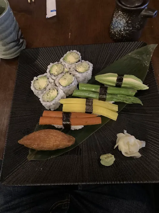 New Kiku Sushi Picture 3