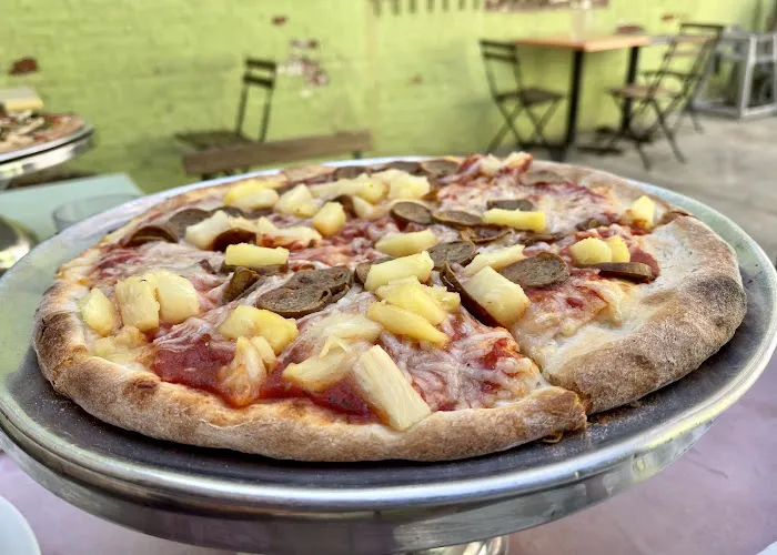 Pizza Plus Picture 9