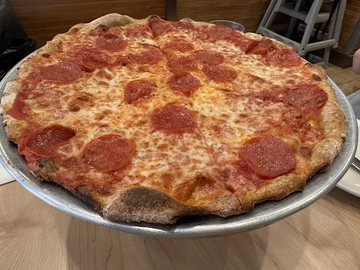 Pizza Plus Picture 8