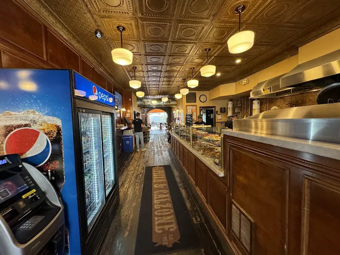 The House of Pizza & Calzone Picture 10