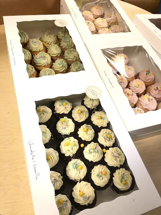 Nine Cakes Picture 3