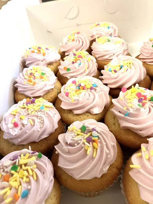Nine Cakes Picture 7