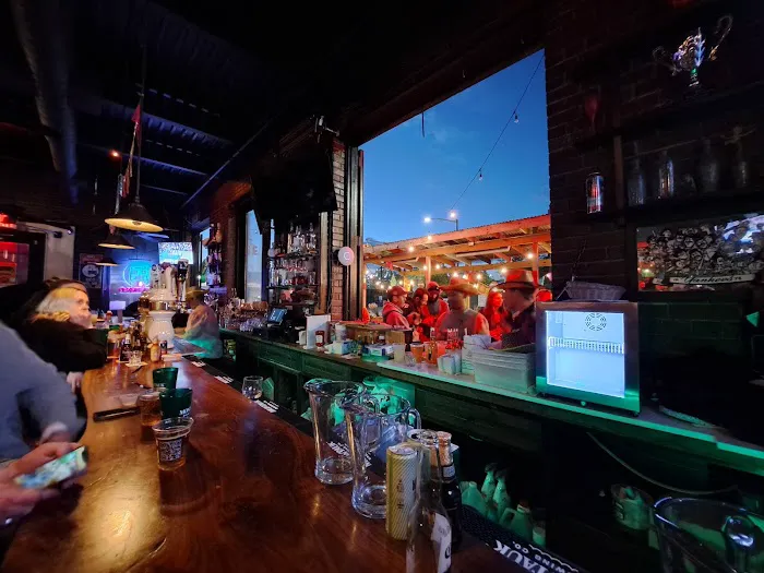 B61 Bar Picture 8