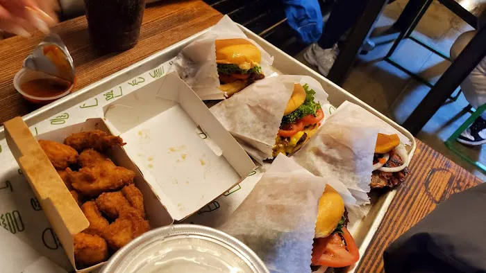 Shake Shack Forest Hills Picture 1