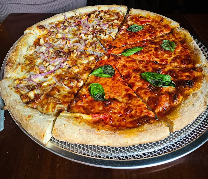 Forest Hills Pizzeria Picture 1