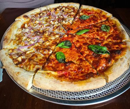 Forest Hills Pizzeria