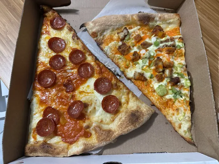 Forest Hills Pizzeria Picture 6