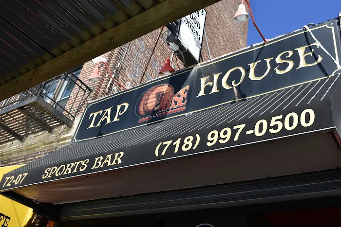 Tap House Picture 4
