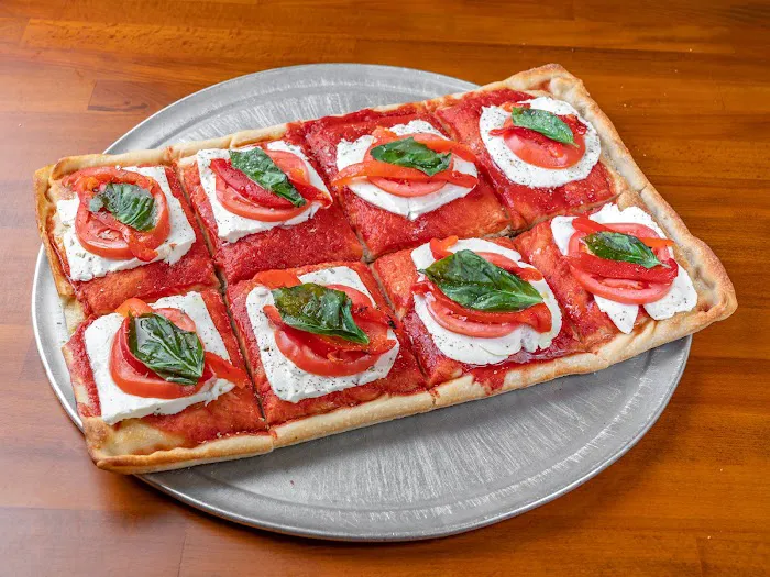 Gloria Pizza Picture 7