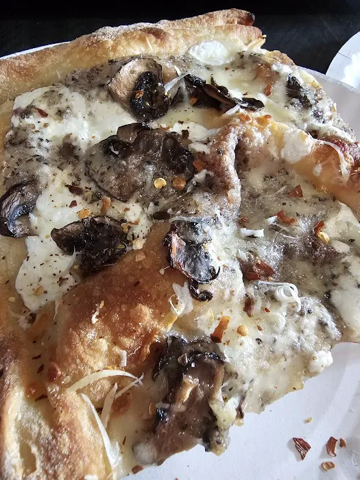Austin Street Pizza Picture 5