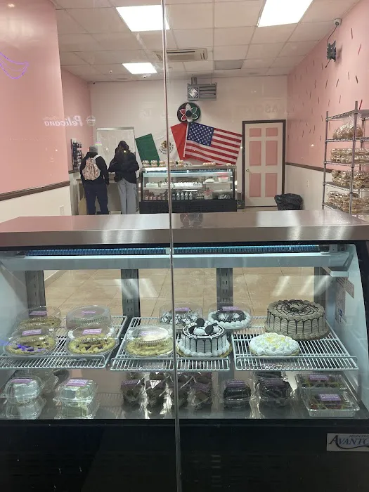 Wendy's Bakery & Sweets Picture 2