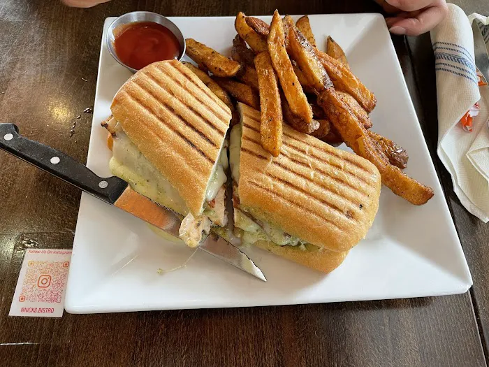 Nick's Bistro Picture 10