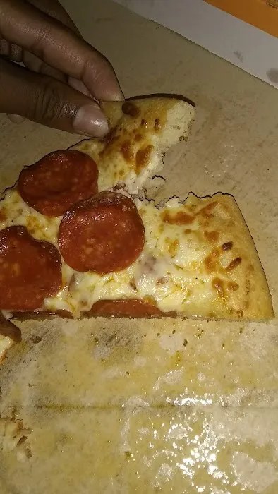 Little Caesars Pizza Picture 1