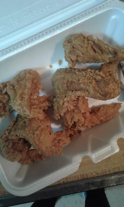 Crown Fried Chicken & Pizza Picture 9