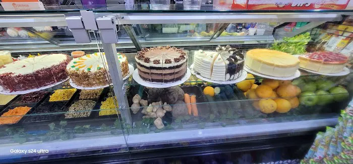 Pitkin Deli Picture 4