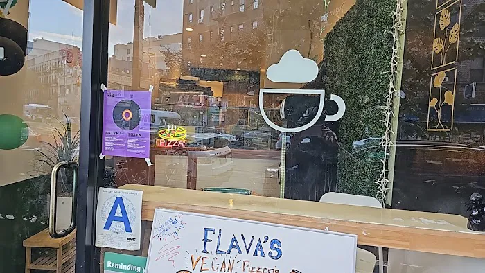 Flavors Vegan Pizzeria & Cafe Picture 3