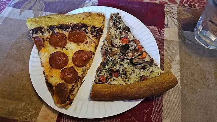 Flavors Vegan Pizzeria & Cafe Picture 7