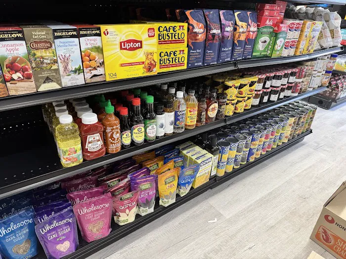 Rogers ave deli and grocery Picture 6