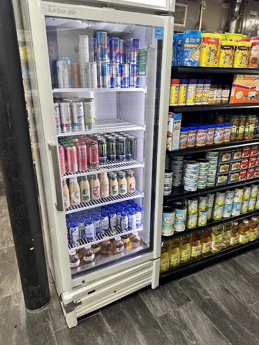 Brownsville Gourmet Deli Picture 3