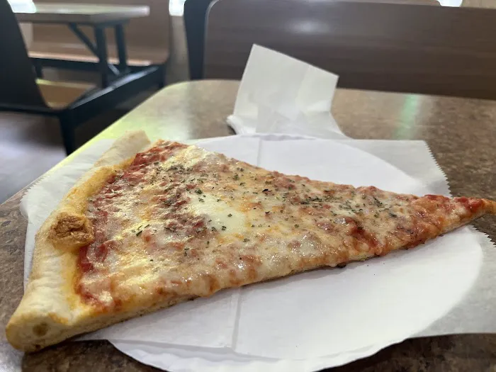 Napoli Pizzeria Picture 10