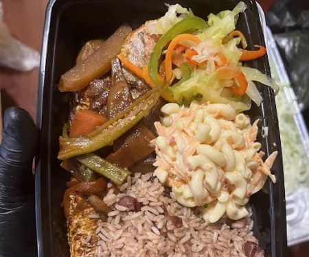 Dre Irie kitchen